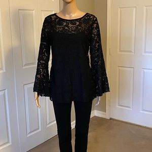 NWOT Nic + Zoe 2 piece top. S